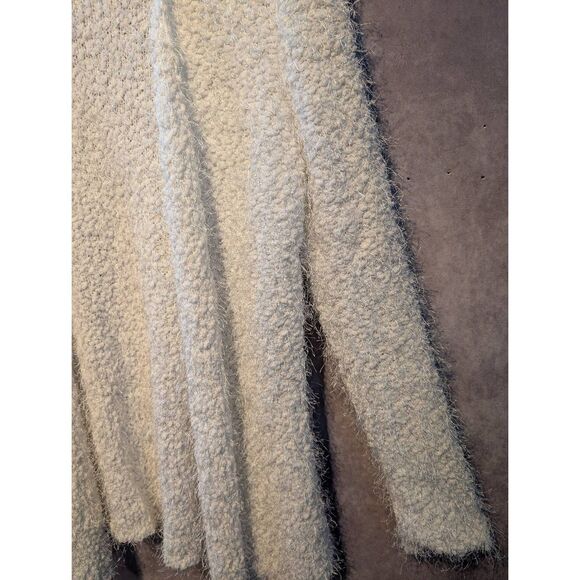 Jaclyn Smith furry soft cardigan large - Picture 2 of 4